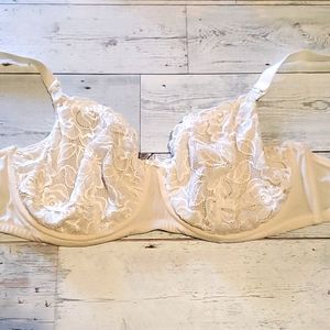 38 G Maternity and Breastfeeding bra